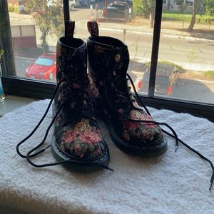 Floral canvas Doc Martens 6 US 37 UK